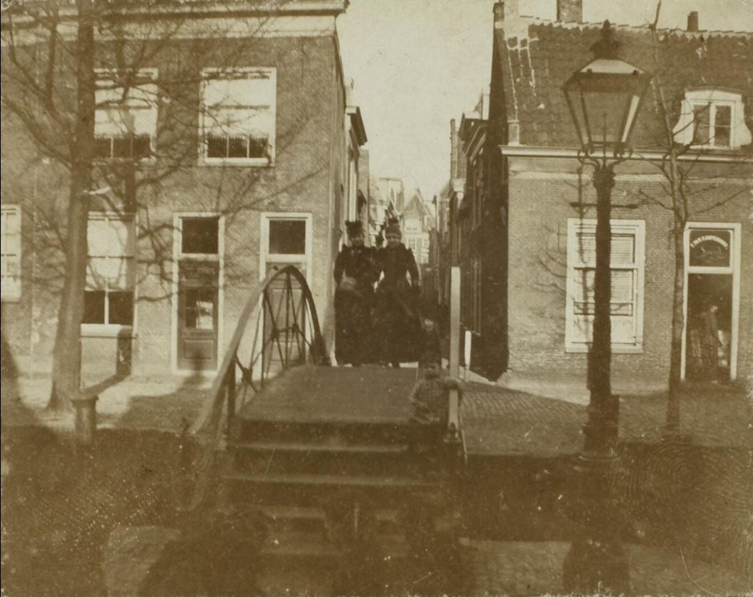 1900 plm Sint Jorisbrug.jpg